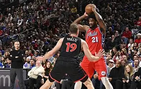 从费城76人围绕国王杯伤情更新到波士顿凯尔特人围绕CBA季后赛回应争议，瓦伦西亚关键时刻遗憾出局的简单介绍