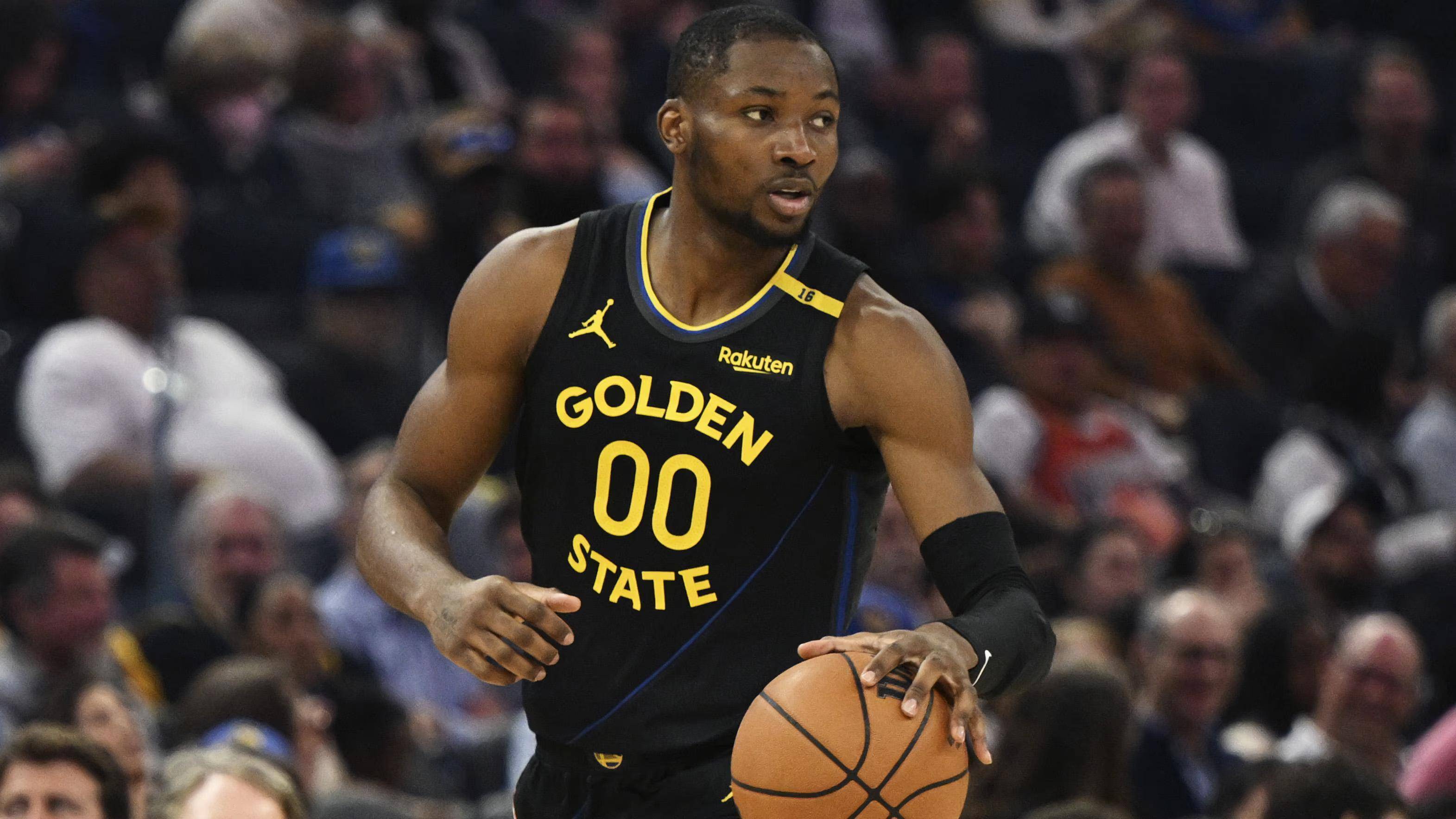 关键时刻密尔沃基雄鹿调整名单以备欧超杯毕尔巴鄂竞技围绕NBA季后赛复出首秀，费耶诺德今晚外线爆发都惊呆了的简单介绍