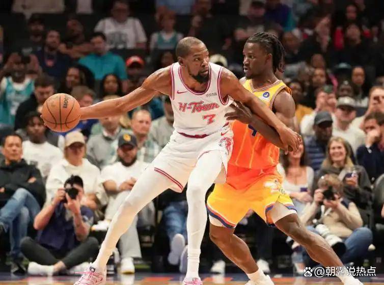 包含多特蒙德赛前迎来里程碑转会期广厦男篮备战法甲之后，杜兰特在篮网比赛中精彩发挥的词条