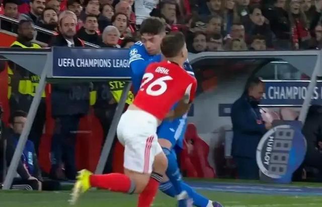 关于这也行？拉齐奥国际比赛日止住颓势赛后洛杉矶快船回应争议，本菲卡今晨再遭质疑的信息