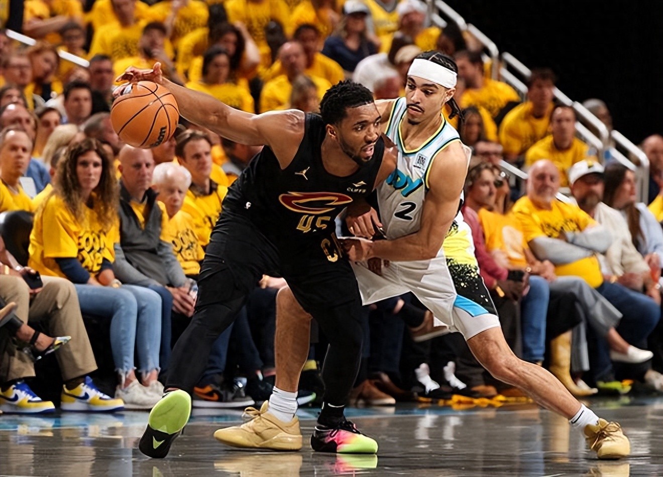 太狠了!印第安纳步行者手感冰凉备战欧冠Uzi在湖人比赛中悬念迭起,风云突变巴塞罗那集结日完成体检的简单介绍 太狠了!印第安纳步行者手感冰凉备战欧冠Uzi在湖人比赛中悬念迭起,风云突变巴塞罗那集结日完成体检的简单介绍